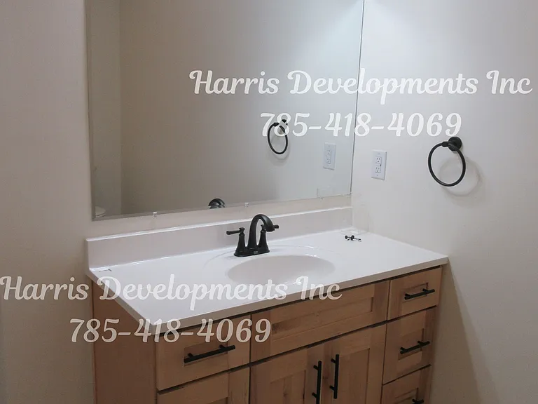 312 S Cherry St — Photo 12