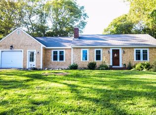 12 Overlook Pl, South Dennis, MA 02660