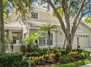 244 Canterbury Cir, Palm Beach Gardens, FL 33418