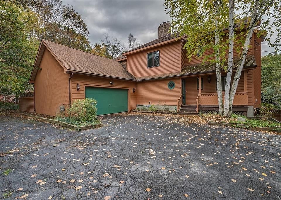 1st image of 106 Woodside Dr