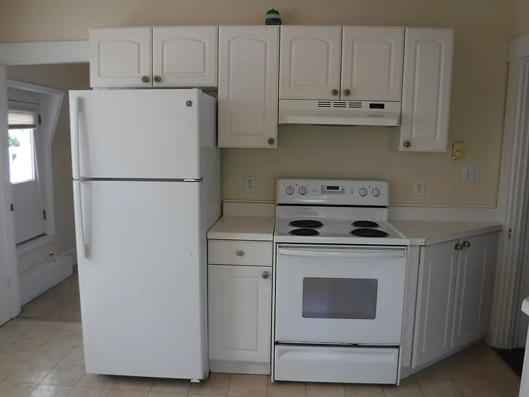 44 Phillips St #4 — Photo 3