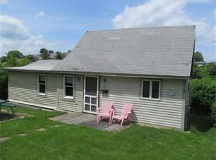 23 Bay Rd, Ipswich, MA 01938