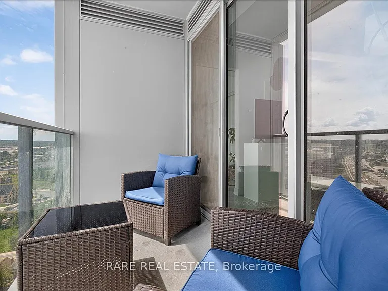 39 Mary St #1810 — Photo 29