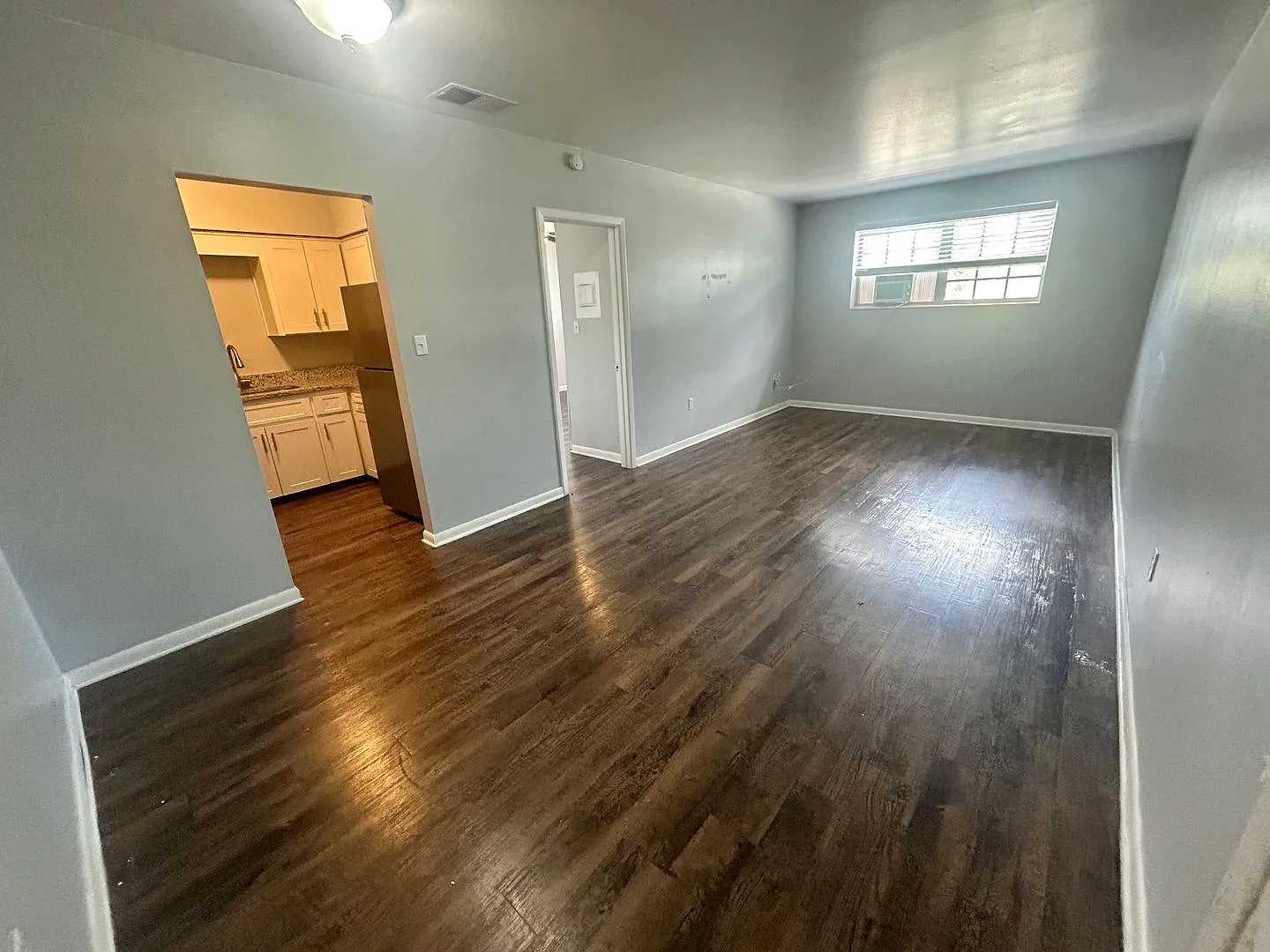 Live In The Heart Of Tampa!! 1 Bedroom, 1 Bathroom Apartment **Coming Soon** — Photo 3