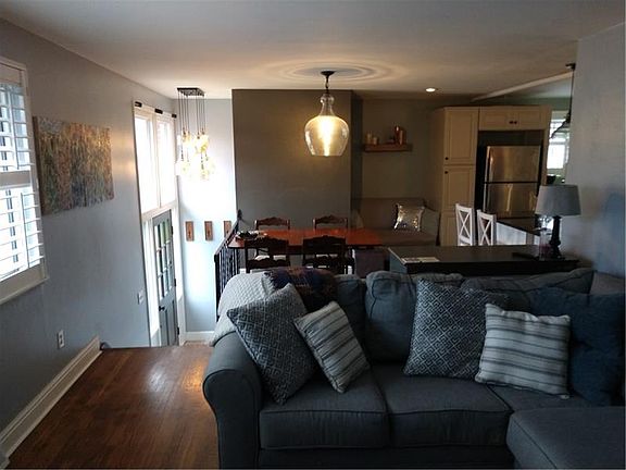 5th image of 949 Cedarwood Dr
