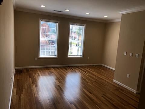 4th image of 301 E Martin Luther King Blvd Unit 201