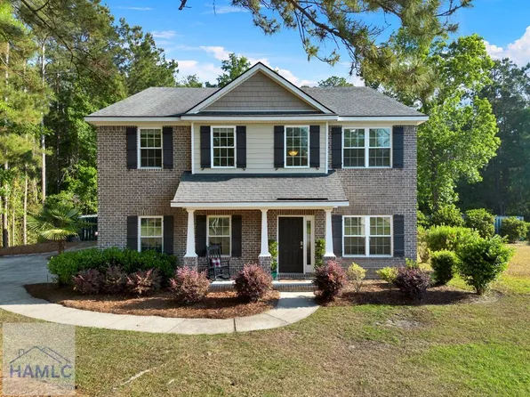 525 Dalcross Dr, Richmond Hill, GA 31324