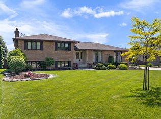 118 Pointe West Dr, Amherstburg, ON N9V 3N9
