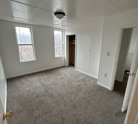 5th image of 1239 Morrow St