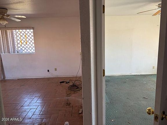 4th image of 7526 W SURREY Avenue