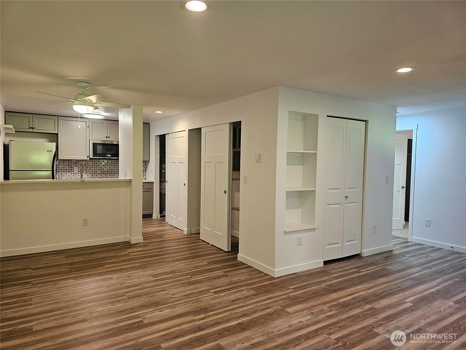 509 S 323rd Place #15E photo 1