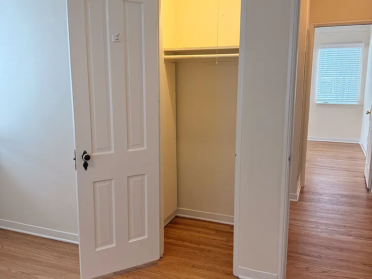 617 W Glenoaks Blvd #617 — Photo 29