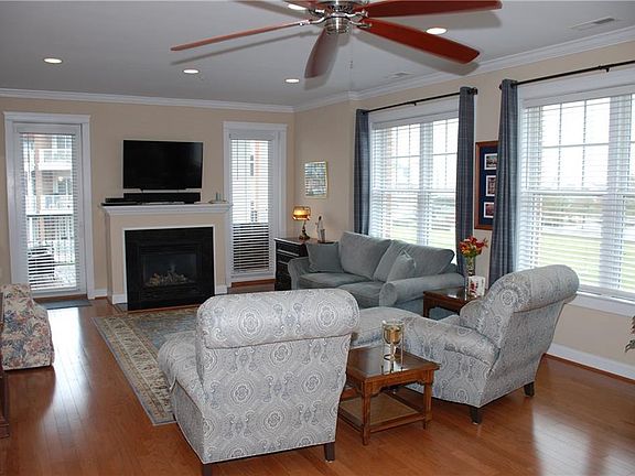 2nd image of 2950 Baltic Ave APT 302