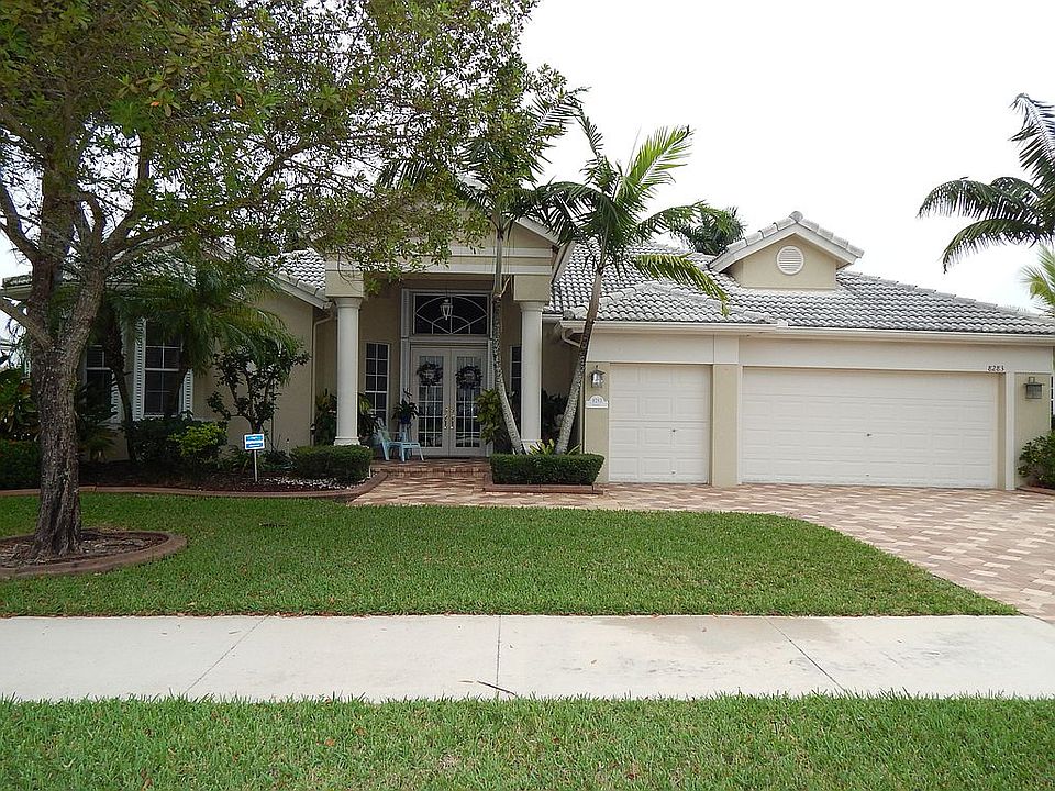 1st image of 8283 N Lake Forest Dr