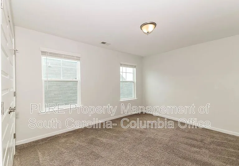 1315 Montford Dr — Photo 7
