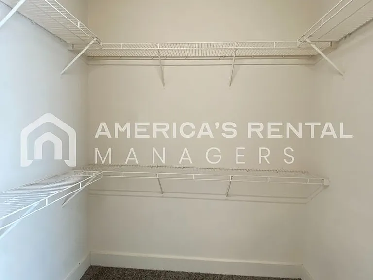 6206 Cathwick Dr — Photo 32