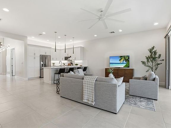 2nd image of 12391 Purple Ficus WAY