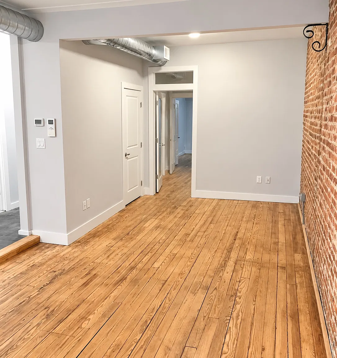 2 bed, 1000 sqft, $2,950 — Photo 3