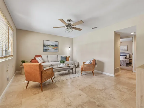 4626 Calle De Retiro, Oceanside, CA 92057