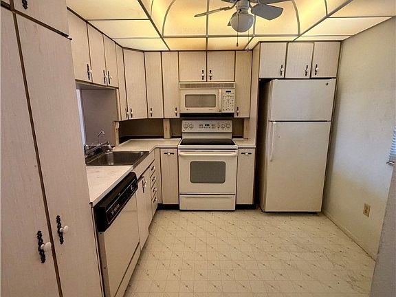 4th image of 1747 Pebble Beach Dr APT 206