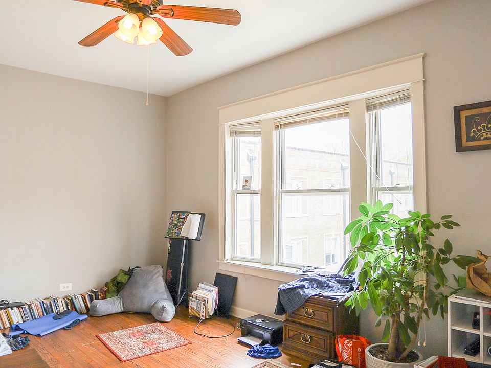 1st image of 1445 W Argyle St APT 2