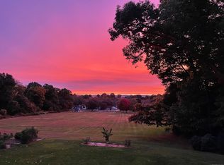 34 Farms Village Rd, Wethersfield, CT 06109