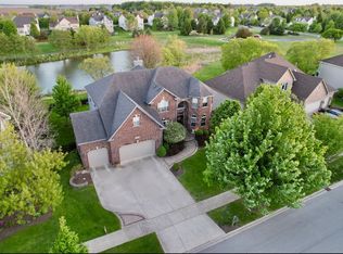 26225 Oakcrest Ln, Oswego, IL 60585