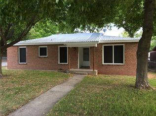405 W Wrights Ave, Comanche, TX 76442