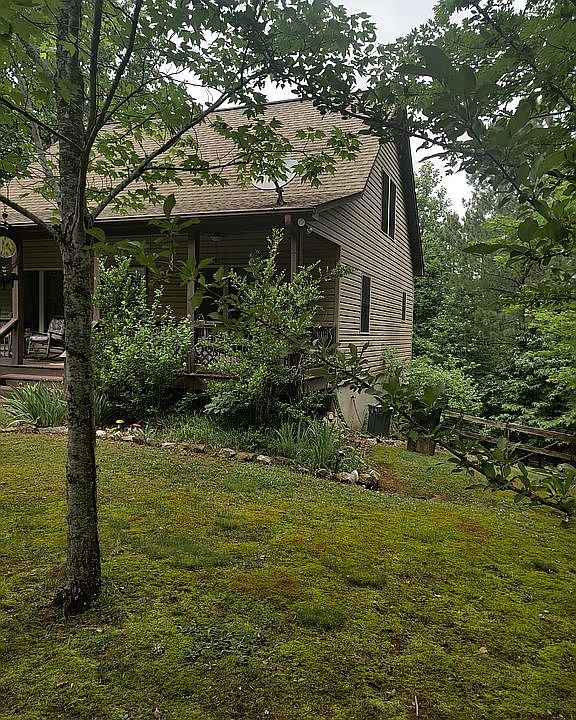 1st image of 436 Hidden Lake Pkwy