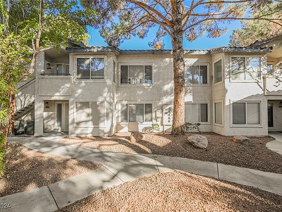 4th image of 3047 Casey Dr Unit 103