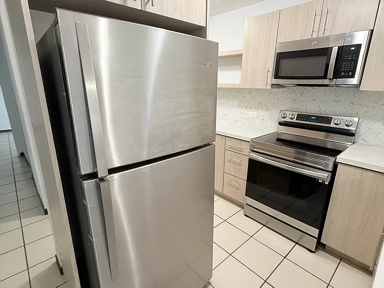 1 Laguna #C24 — Photo 8