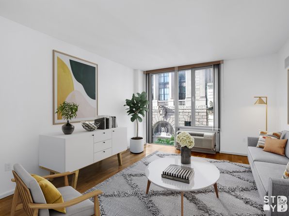 172 Montague St #3M