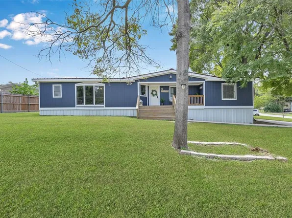 14450 Enchanted Waters Drive, Willis, TX 77318