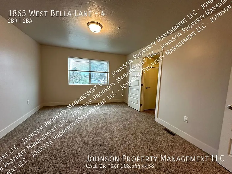 1865 W Bella Ln #4 — Photo 10