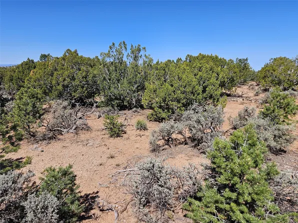 2 Laguna Vista Dr, Chimayo, NM 87522