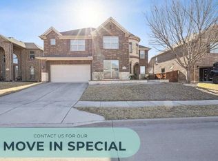 312 Chinchester Dr, Roanoke, TX 76262