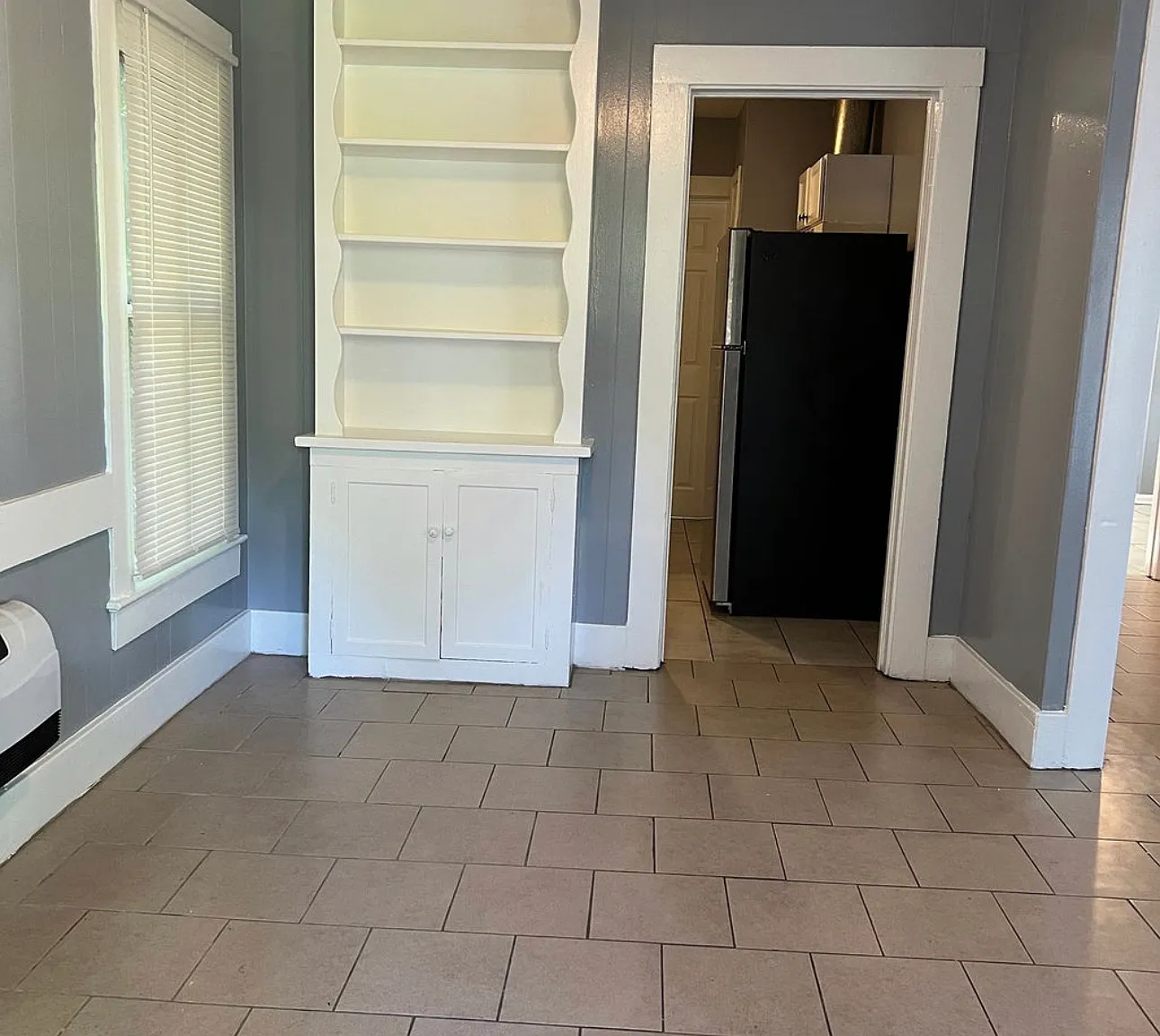 2 bed, 900 sqft, $950 — Photo 2