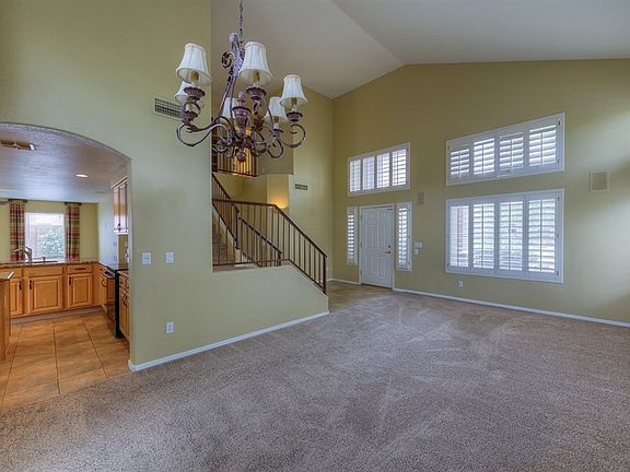 4th image of 33230 N 46th Way