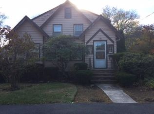 10 Warren Rd, Marblehead, MA 01945