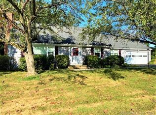 139 Wilbrook Rd, Stratford, CT 06614