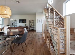 1402 Prism Dr, Eagle Rock, CA 90041