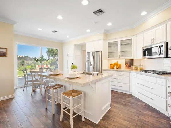 2822 Rancho Pancho, Carlsbad, CA 92009