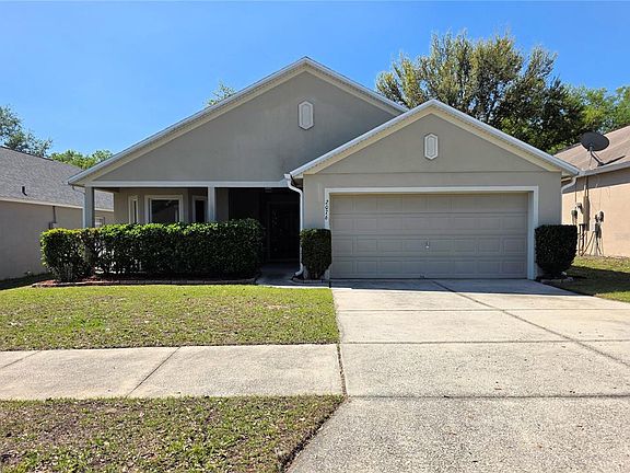 2nd image of 2076 Newtown Rd