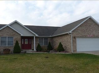 602 Elmwood Pl, Carey, OH 43316