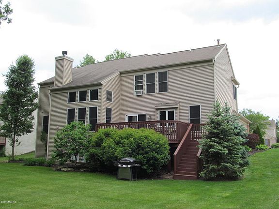4th image of 2358 Arbortree Ct SE