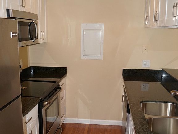 4th image of 11353 SE 211th Ln APT 72