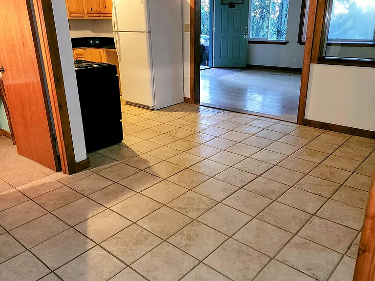 11370 Loch Lomond Rd — Photo 11