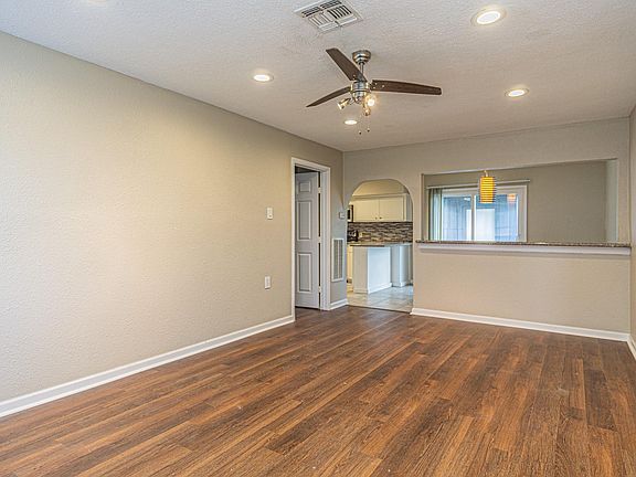 4th image of 4302 Edward St