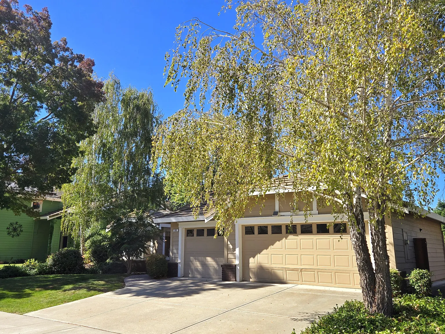 3 bed, 1515 sqft, $4,000 — Photo 3