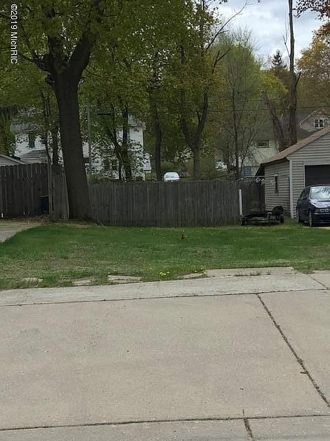 1st image of 999 Washington Ave